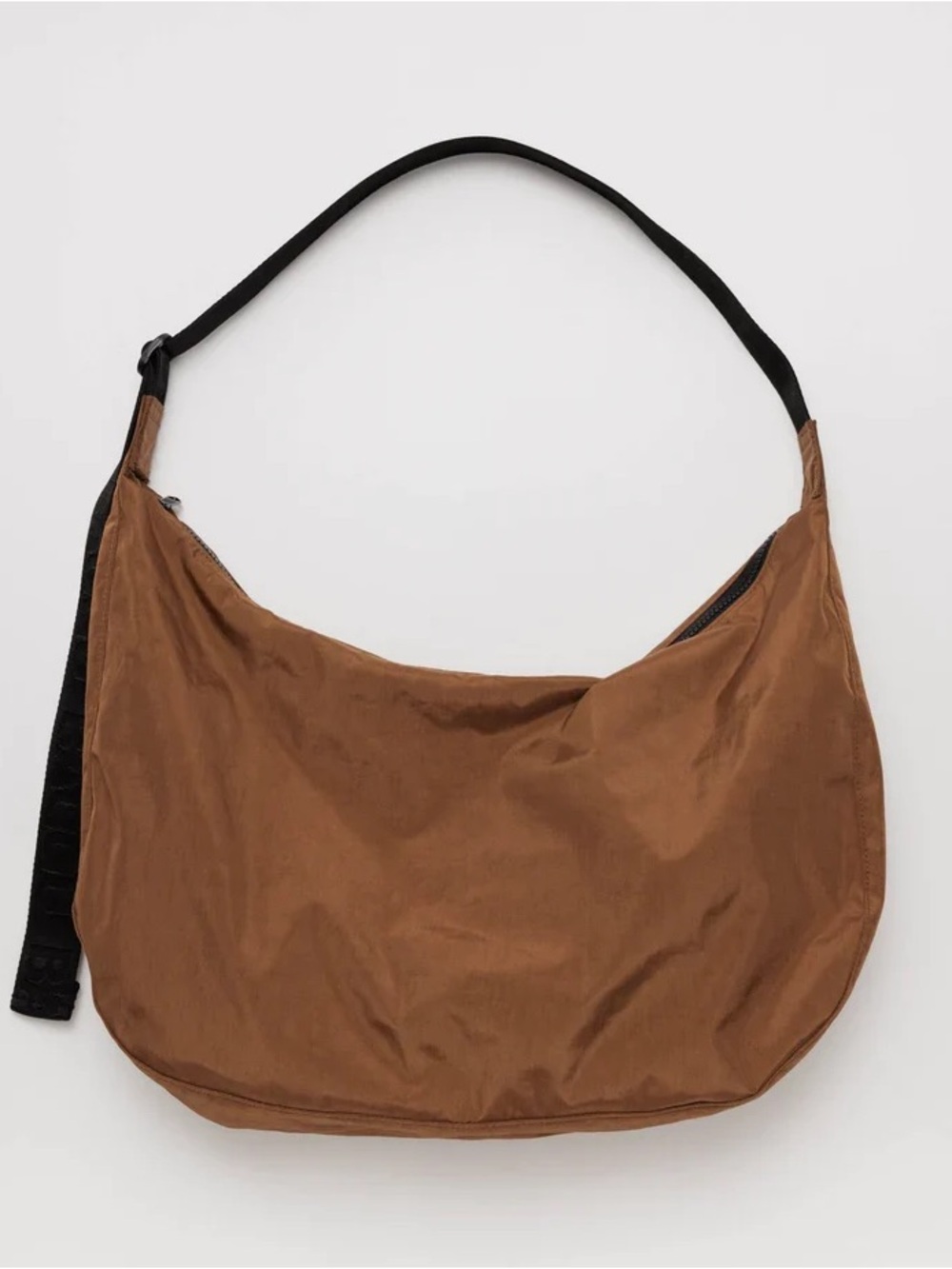 Baggu large crescent bag in brown
